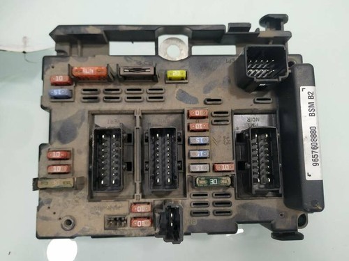9657608880 fuse relay box